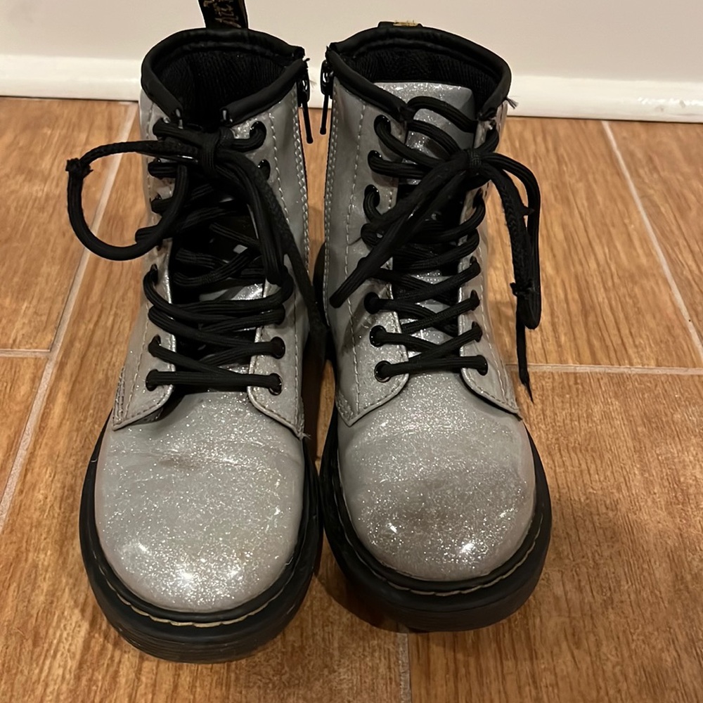 Silver Dr. Martens 1460